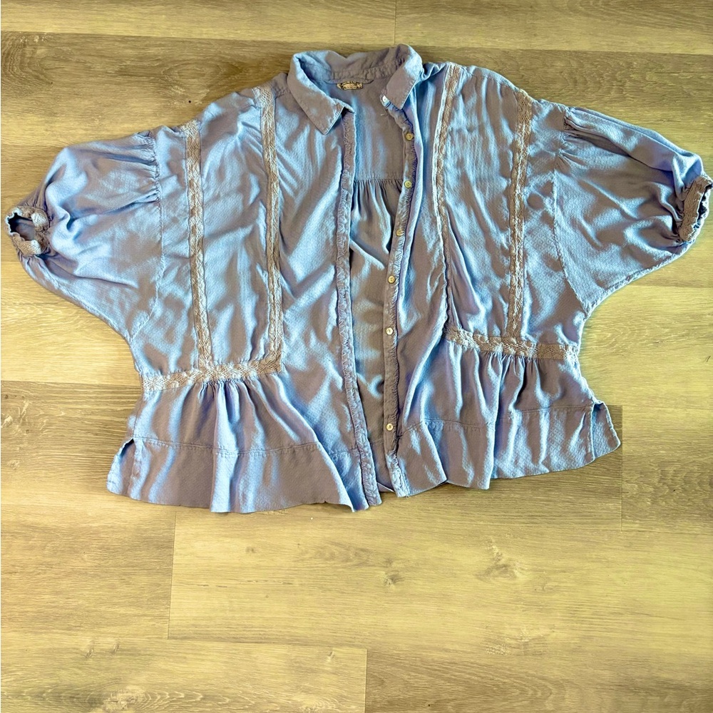 Free People Button Up Shirt Blouse Blue Flowy Oversized XS - Picture 5 of 9